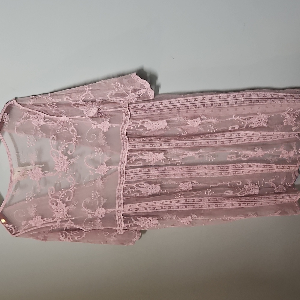 Delicate Blush Lace Robe - Picture 3 of 4